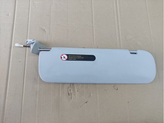 Козирок 149040601B TESLA