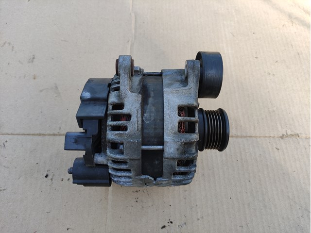 Авто генератор 231004HH3A NISSAN