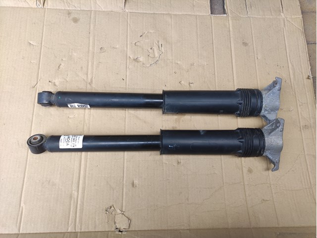 Амортизатор задньої підвіски 23343374 GM