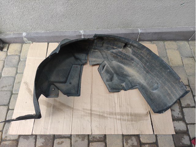 Підкрилок заднього крила, правий 23400165 GM