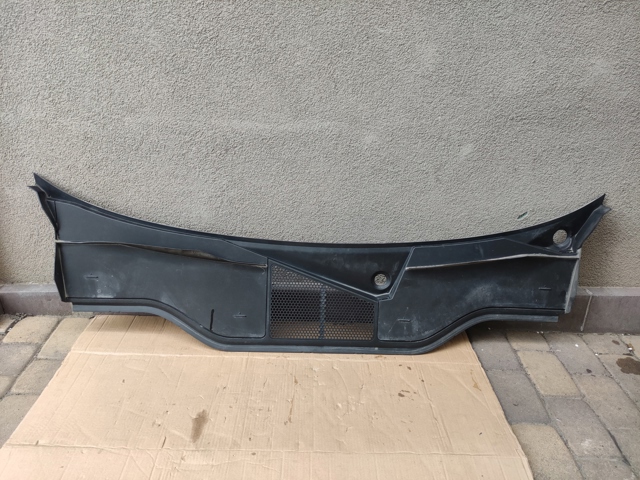 Водостік лобового скла, жабо 4KL8194019B9 VAG
