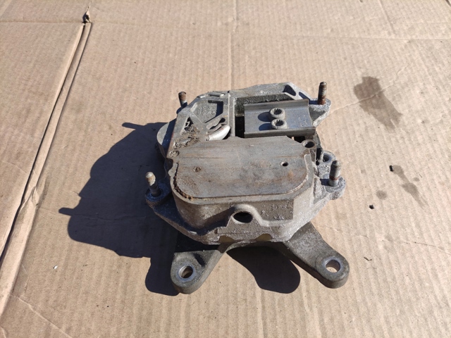 Опора коробки передач 4M0399153N VAG