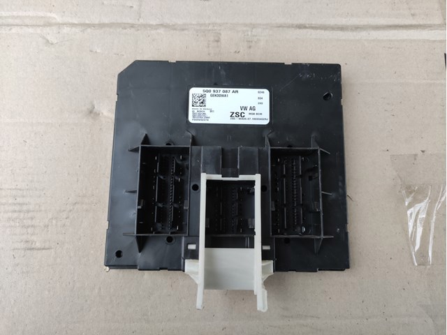 Блок комфорту 5Q0937087AR VAG