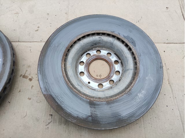 Гальмо дискове переднє 5QN615301A VAG