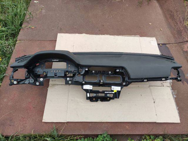 Приладова панель 80B857001L24A VAG