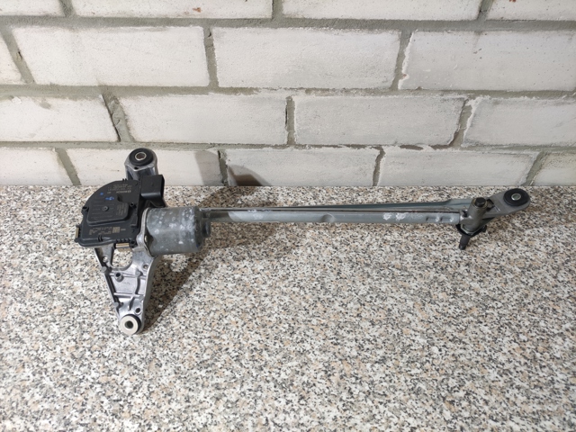Трапеція двірників 83B955023D VAG