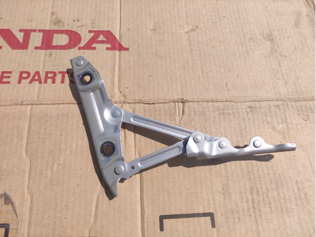 Кріплення кришки багажника 844001MA0A NISSAN