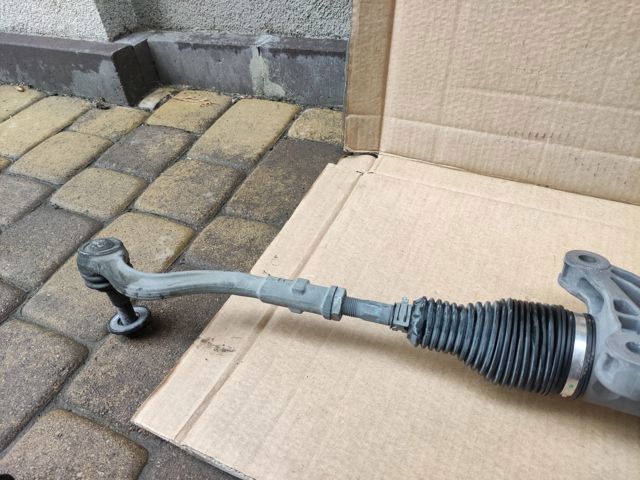 Накінечник рульової тяги, зовнішній 8W0423812C VAG