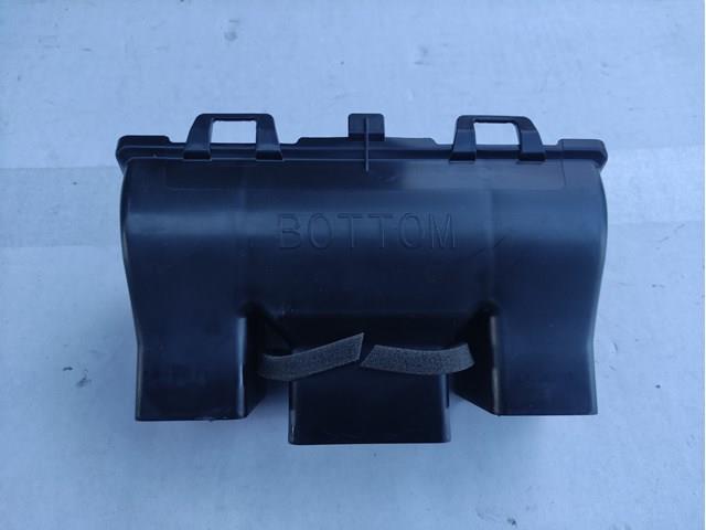 Повітропровід центральний 8W0819513 VAG