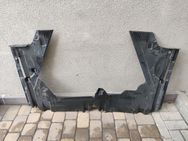 Захист днища, задній лівий 8W0825215F VAG