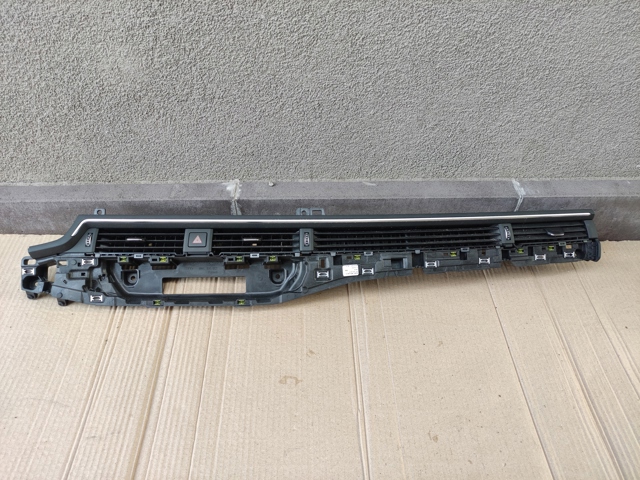 Решітка повітроводу 8W1820902D6PS VAG