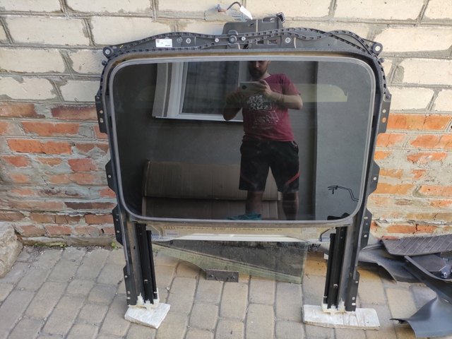 Панель люка 8W5877049 VAG