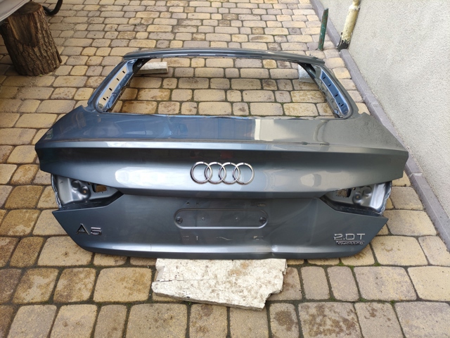 Задні двері багажника Audi A5 Sportback