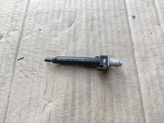 Сопло омивача лобового скла 8W9955993A VAG