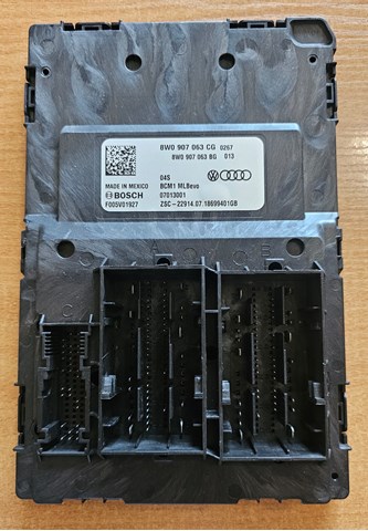 Комп'ютер бортовий 8W0907063CG VAG