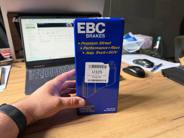 Колодки гальмівні передні, дискові DP42060R EBC BRAKES