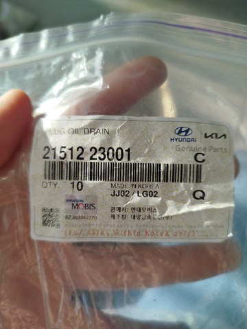 Болт піддона 2151223001 HYUNDAI