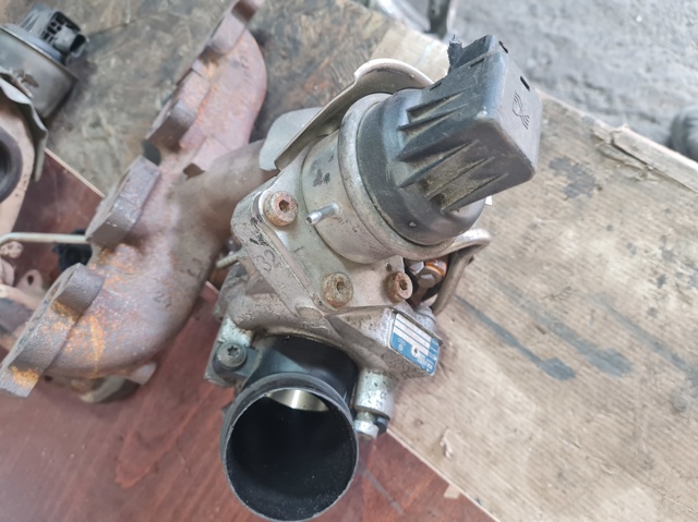 Турбонаддув 03L253056D VAG