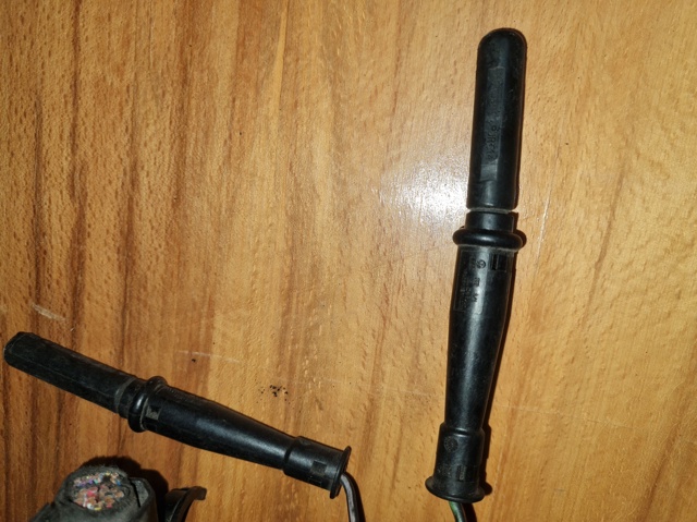 Дріт високовольтний 07Z971782 VAG