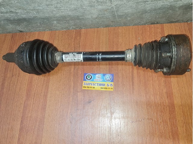 Привід лівий 6Q0407271DR VAG