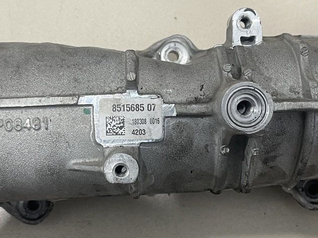 Колектор впускний 11618515685 BMW