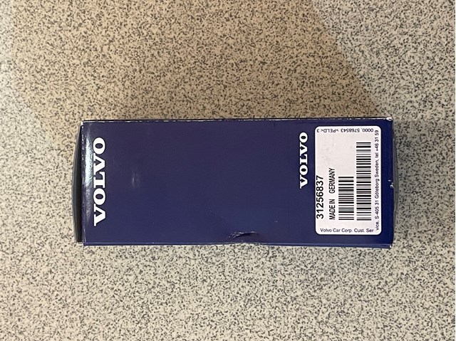 Масло і фільтр в коробку автомат  31256837 VOLVO