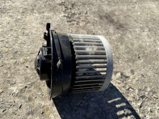 Моторчик пічки 27225ET10B NISSAN