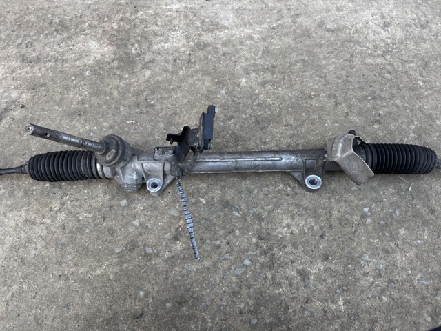 Рейковий рульовий механізм 48001JD90B NISSAN