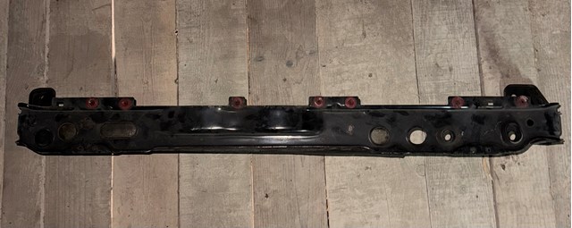 Рамка радіатора нижня 8V6Z16138B FORD