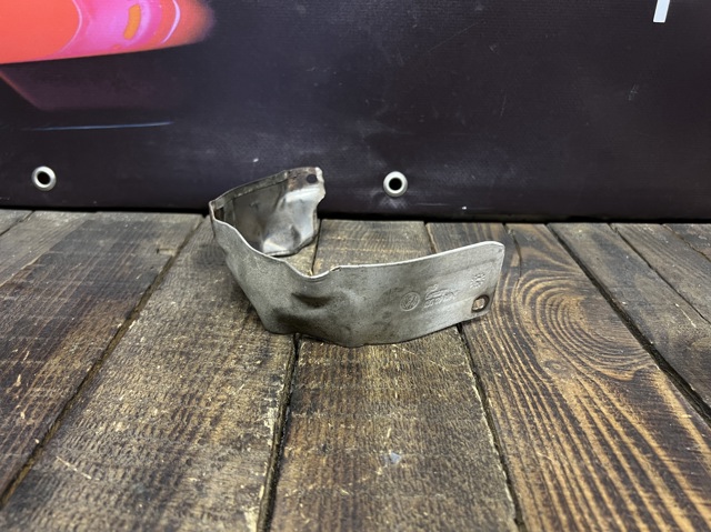 Кришка випускного колектора 03G129969C VAG