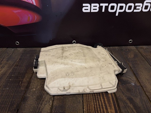 Кришка блока реле 12907544577 BMW