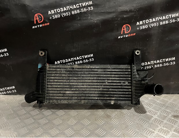 Радіатор інтеркулера 14461EB360 NISSAN