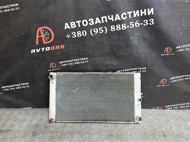 Підвіска радіатора 17117795878 BMW