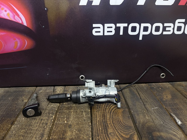 Контактна група замка запалювання 1K0905865 VAG