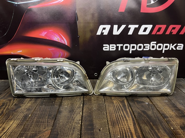 Фара ліва 30899682 VOLVO