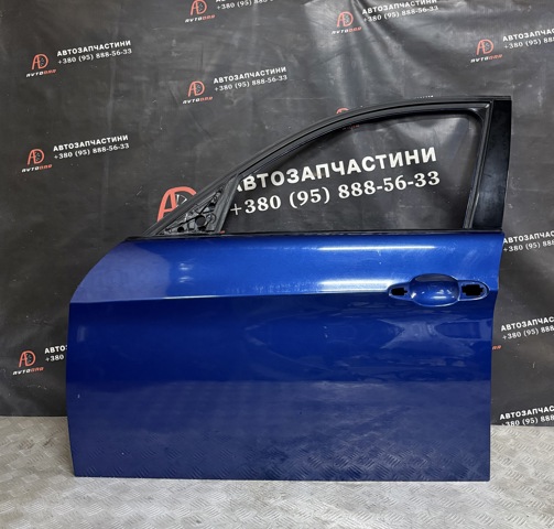 Водійські двері 41515A2A385 BMW