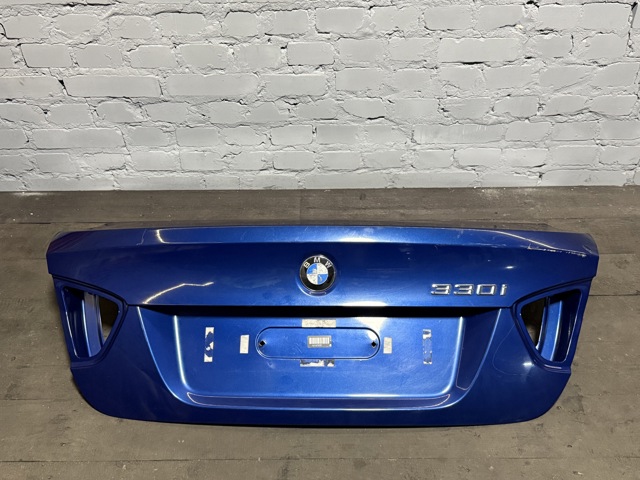 Кришка багажника кузова 41627151491 BMW