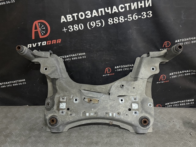Підрамник передньої підвіски 544010579R RENAULT