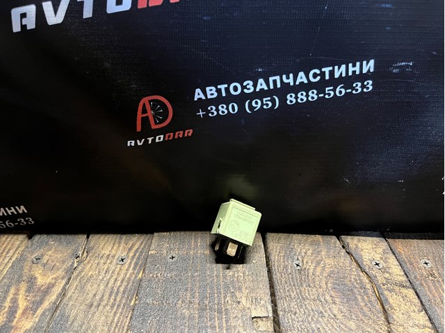 Реле покажчиків поворотів 61368373700 BMW