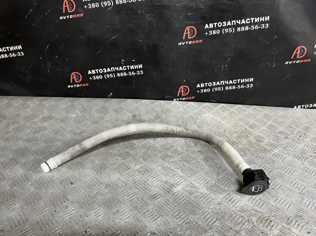 Горловина бачка омивача 61667075099 BMW