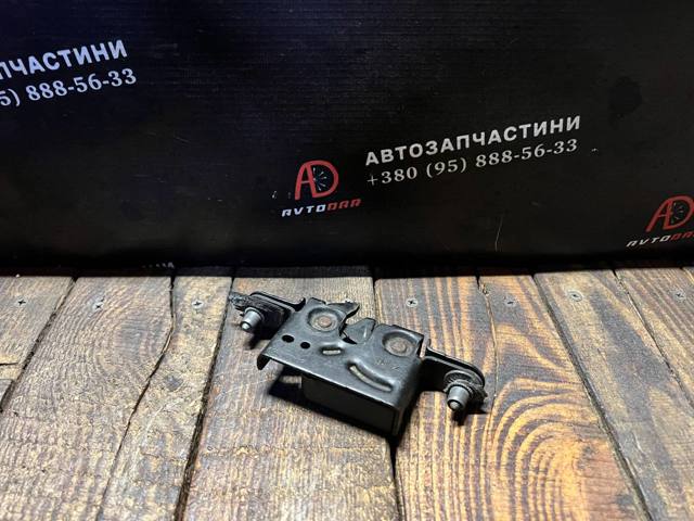 Замок капота 656010010R RENAULT