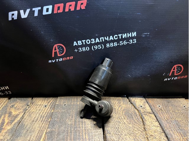 Помпа омивача 67128360627 BMW