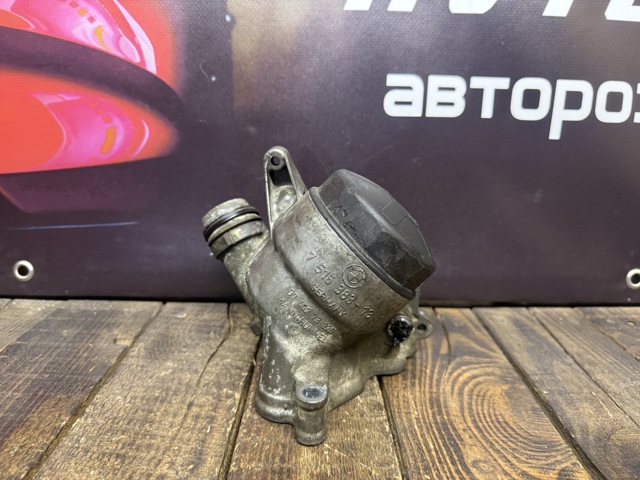 Корпус маслофільтра 7516383 BMW