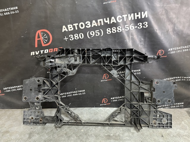 Кронштейн кріплення радіатора 752100007R RENAULT