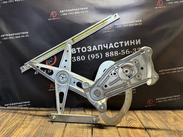 Механізм стеклопод'емника двері задньої, лівої 827210006R RENAULT