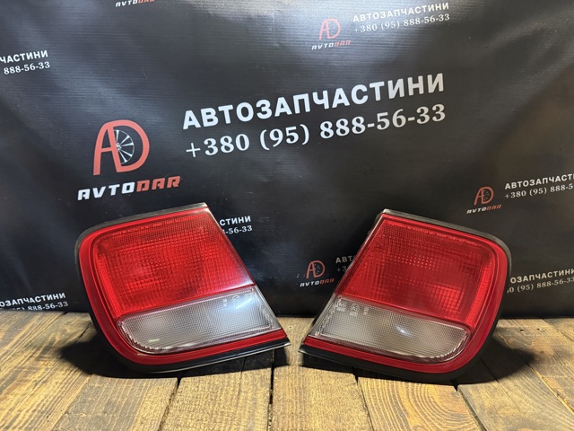 Стоп задній 8BT251380 MAZDA
