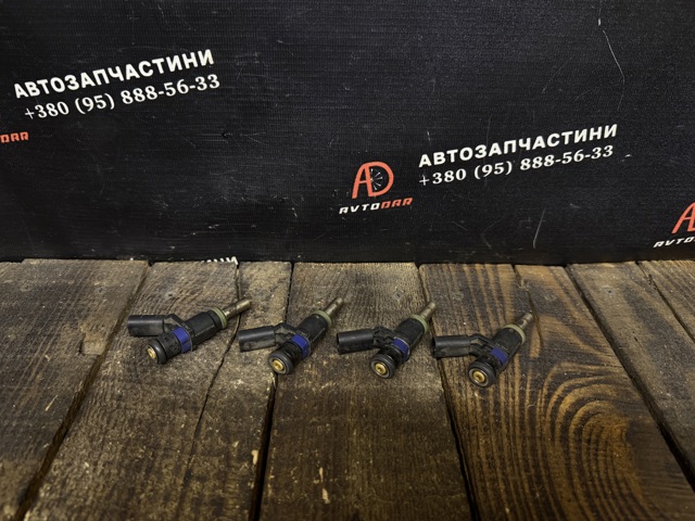 Форсунка паливна A0000788749 MERCEDES