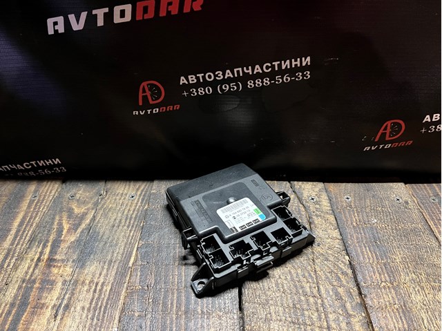 Блок управління комфорту A1648207226 MERCEDES