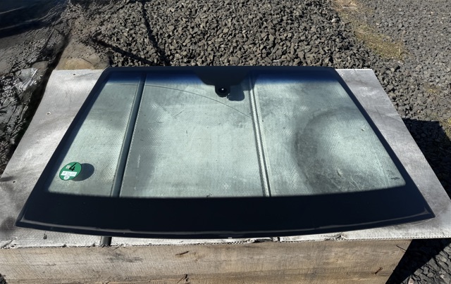 Вітрове скло A1696702001 MERCEDES