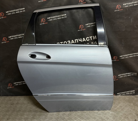Двері задні, праві A1697301405 MERCEDES